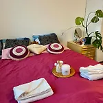 Joy - Cosy 950m From The Train Station Rovaniemi