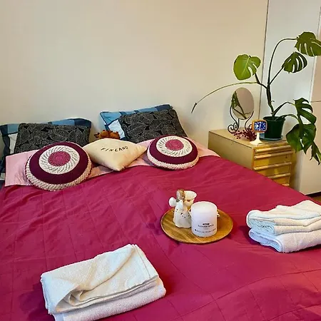 Joy - Cosy 950m From The Train Station Рованиеми