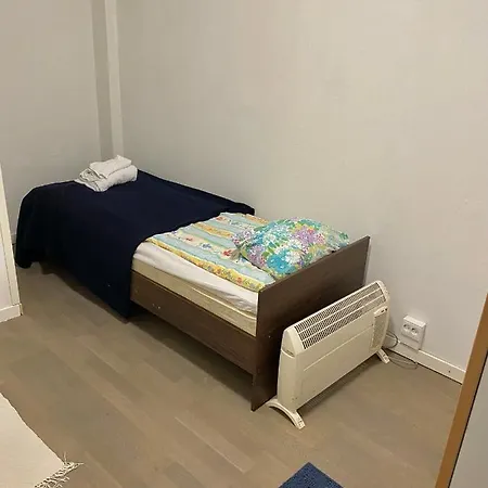 Joy - Cosy 950m From The Train Station Апартаменты