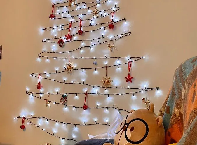 Joy - Cosy 950m From The Train Station *