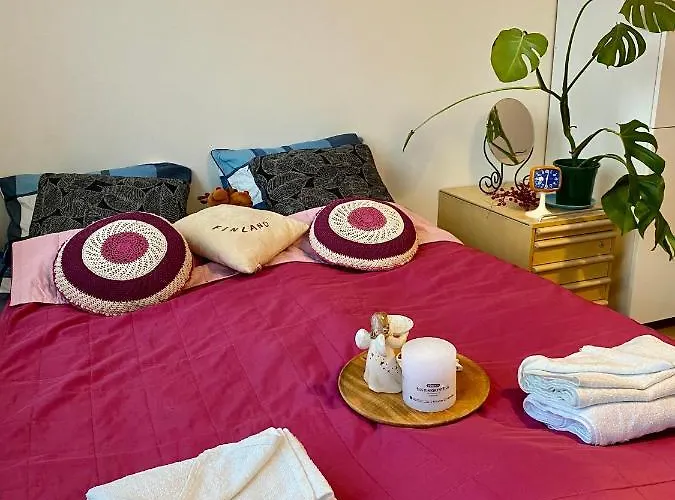 Joy - Cosy 950m From The Train Station Рованиеми